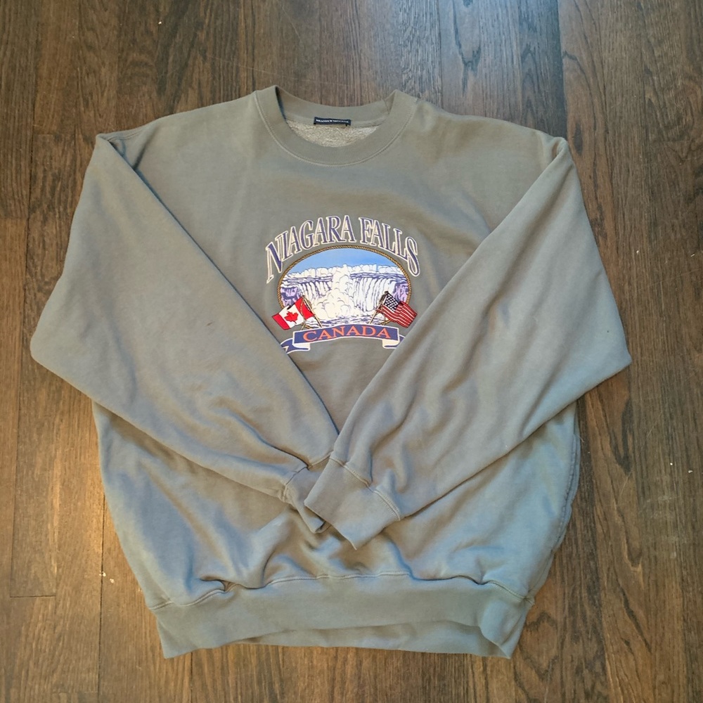 brandy melville niagra falls sweatshirt